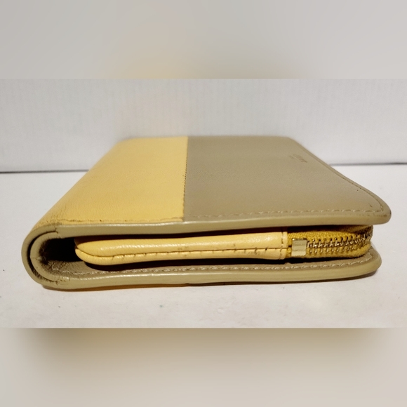 CELINE Flap Wallet - Picture 8 of 15